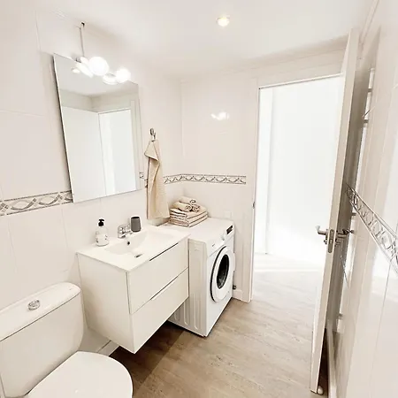 1 Bedroom In Americas! * Playa de las Americas (Tenerife)