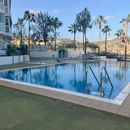 1 Bedroom In Americas! *