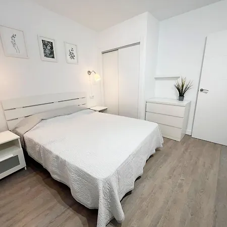 1 Bedroom In Americas! *