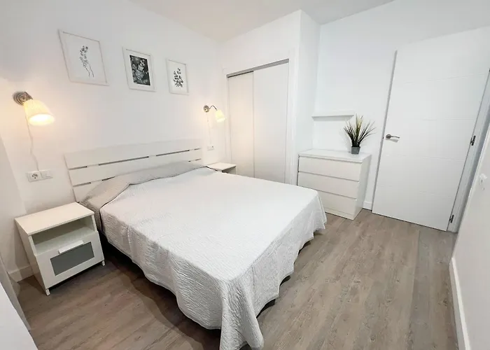 1 Bedroom In Americas! *